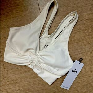ALO Yoga Cream Sports Bra with Minimalist Design